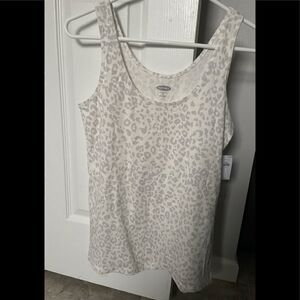 🆕 Cheetah print tank top
